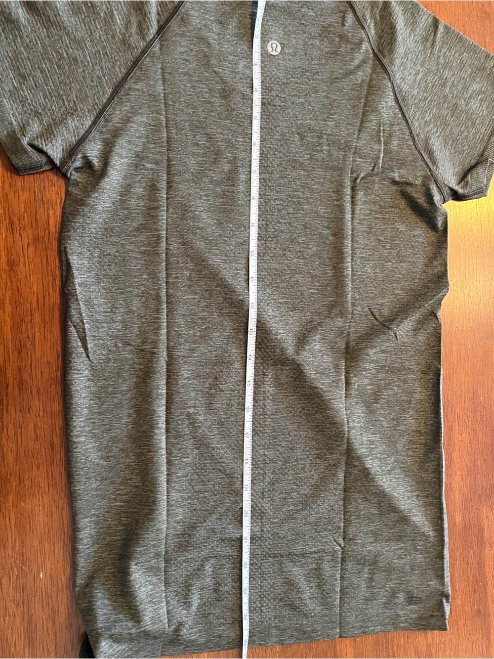 Lululemon swiftly tech shirts set of 2 blue olive green - Picture 4 of 5